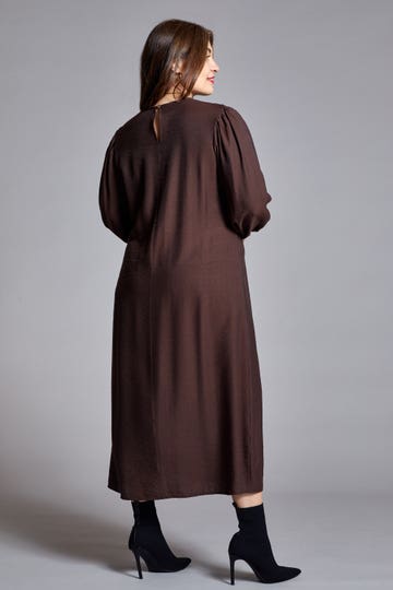 Winter Shirred Midaxi Dress in CHOCOLATE | DRESSES Winter Shirred Midaxi Dress in CHOCOLATE | DRESSES