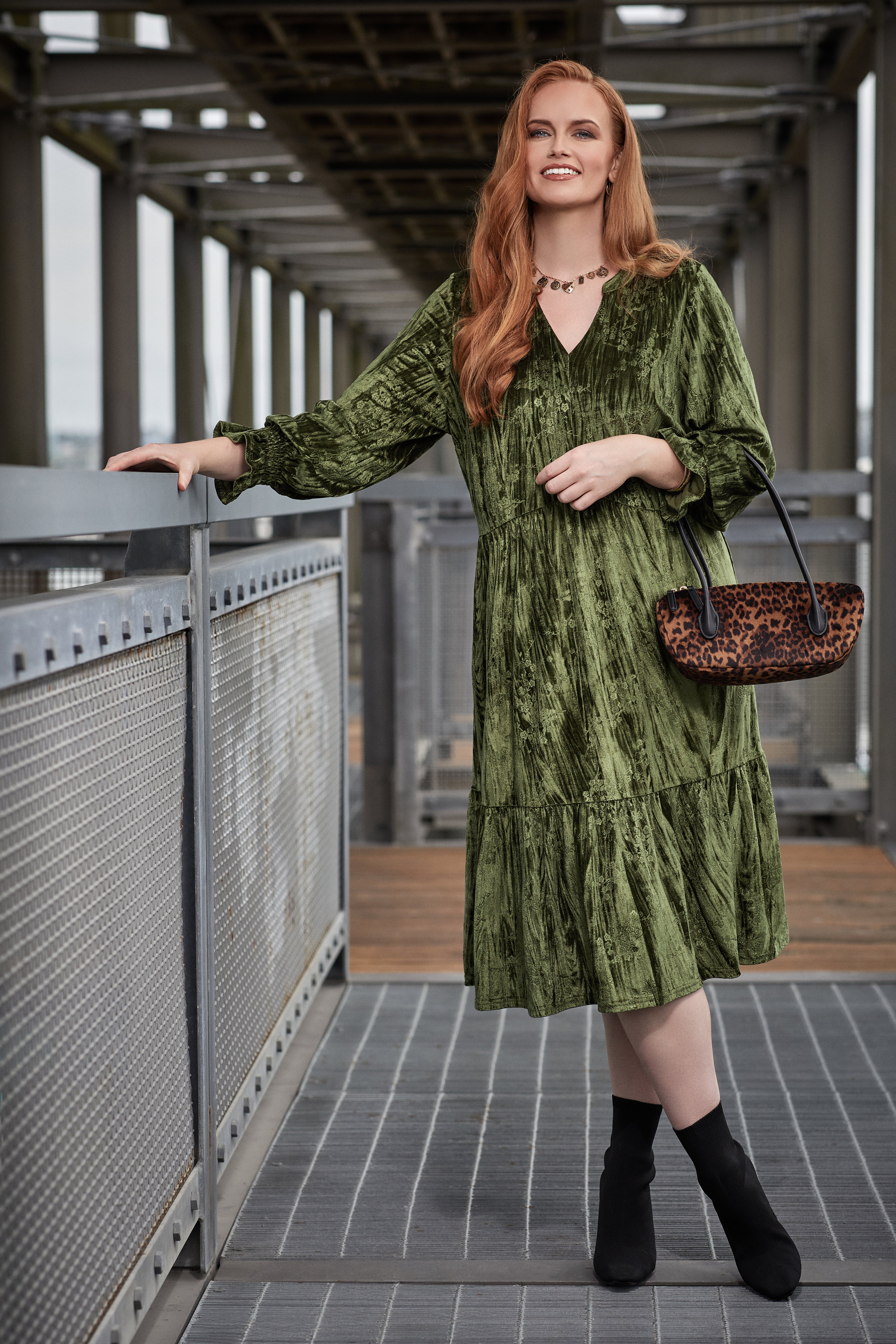 kk890826w-green.jpg